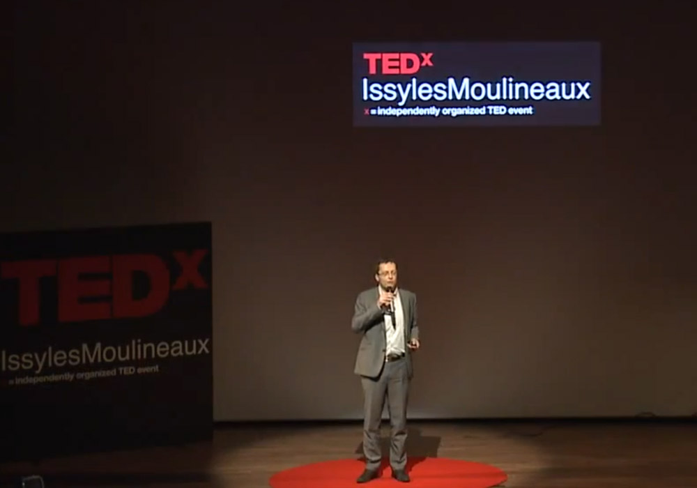 Alain Goudey en conférence filmée et passages TV