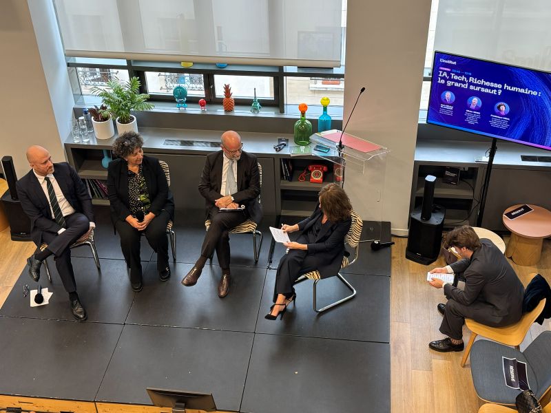 IA et éducation : Jean-Michel Blanquer, Frédérique Vidal, Oliviez Ginez à la table ronde animée par Muriel Touaty